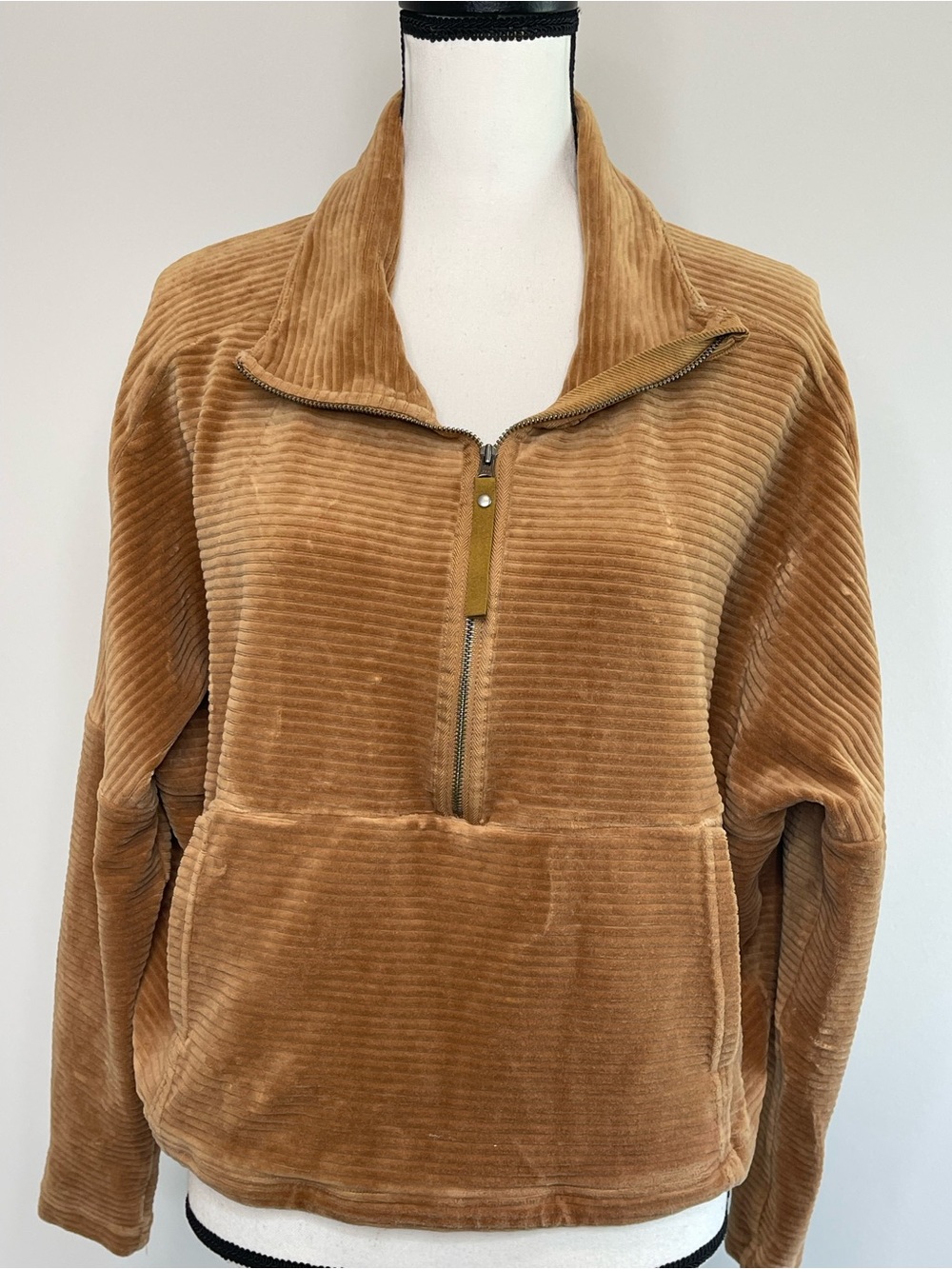 Prana size large Escambia half zip pullover in camel brown velour rib texture - Picture 16 of 16